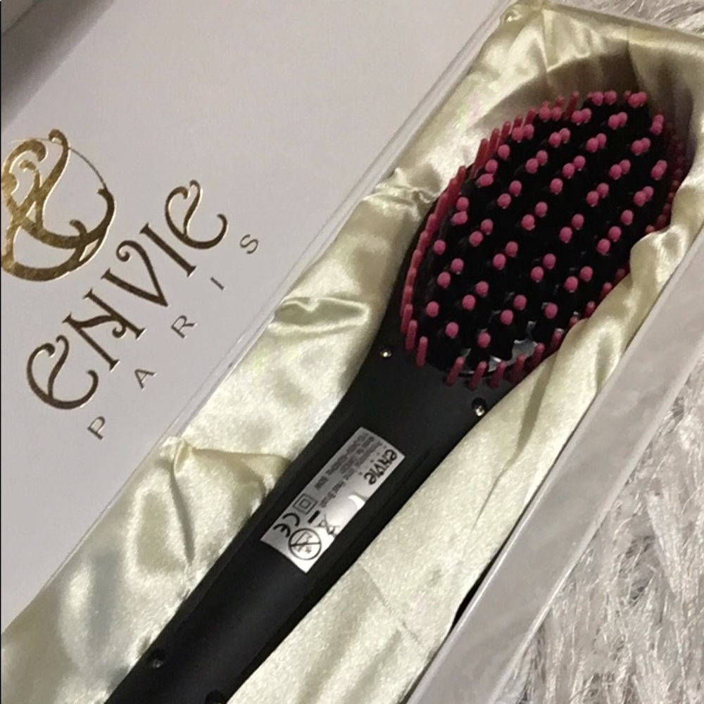 Envie Paris Professional Ionic Silicone Heated Professional Styler Hair Brush